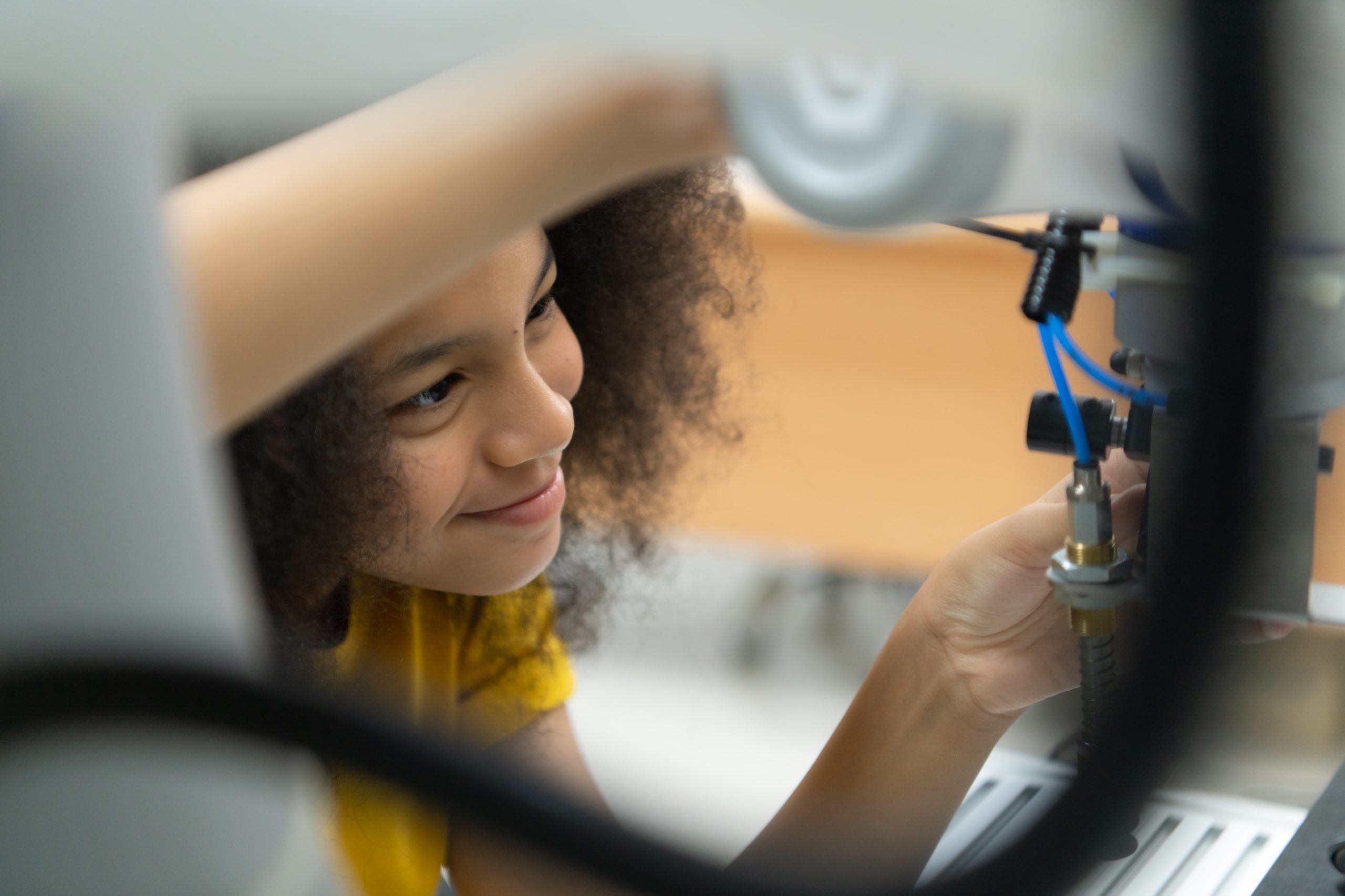 Robotics in education. From the classroom to the job